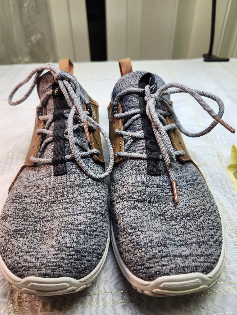 TRUE LINKSWEAR Men's Knit Lace-Up Sneakers in Gray and Tan